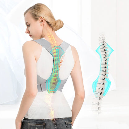 Femme_porte_le_correcteur_de_posture_dos__FitSpine_pour_aligner_sa_colonne_vertebral