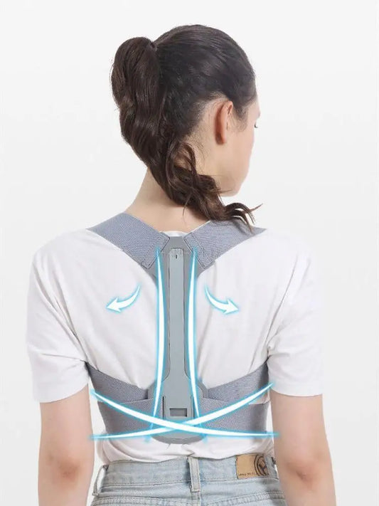 Femme_porte_le_correcteur_de_posture_dos_-_FitSpine_pour_redresser_son_dos