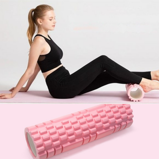Le rouleau massage - Rigide Rose aide à cibler les douleurs aux mollets