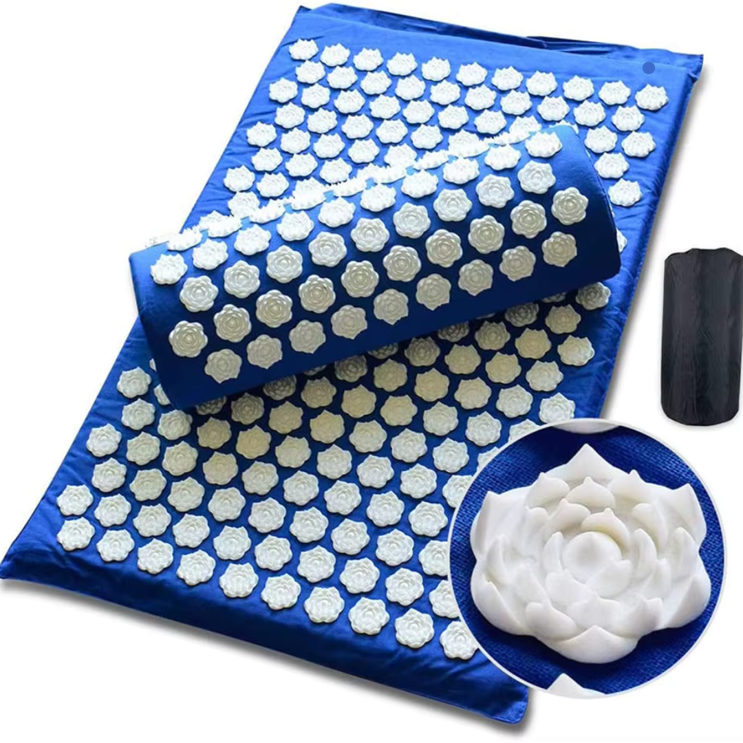 Le tapis d'acupression -Fleur de lotus bleu est vendu avec un coussin et un sac de transport 
